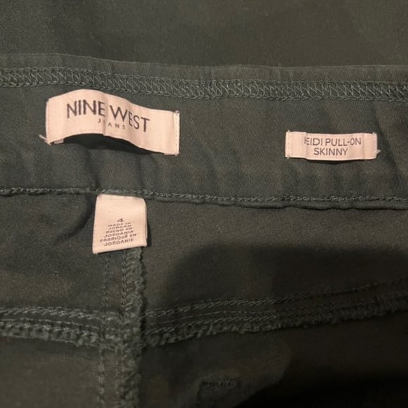 Nine West Navy Heide Pull-On Skinny Pants Size 4 - Picture 6 of 6